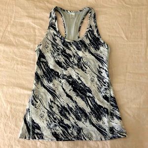 GAP marble print workout tank